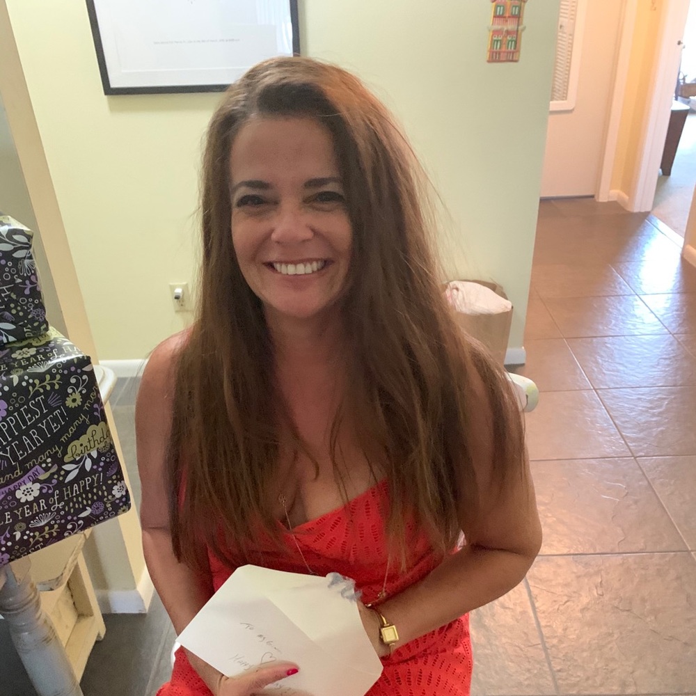 Meet your Posher, Gina